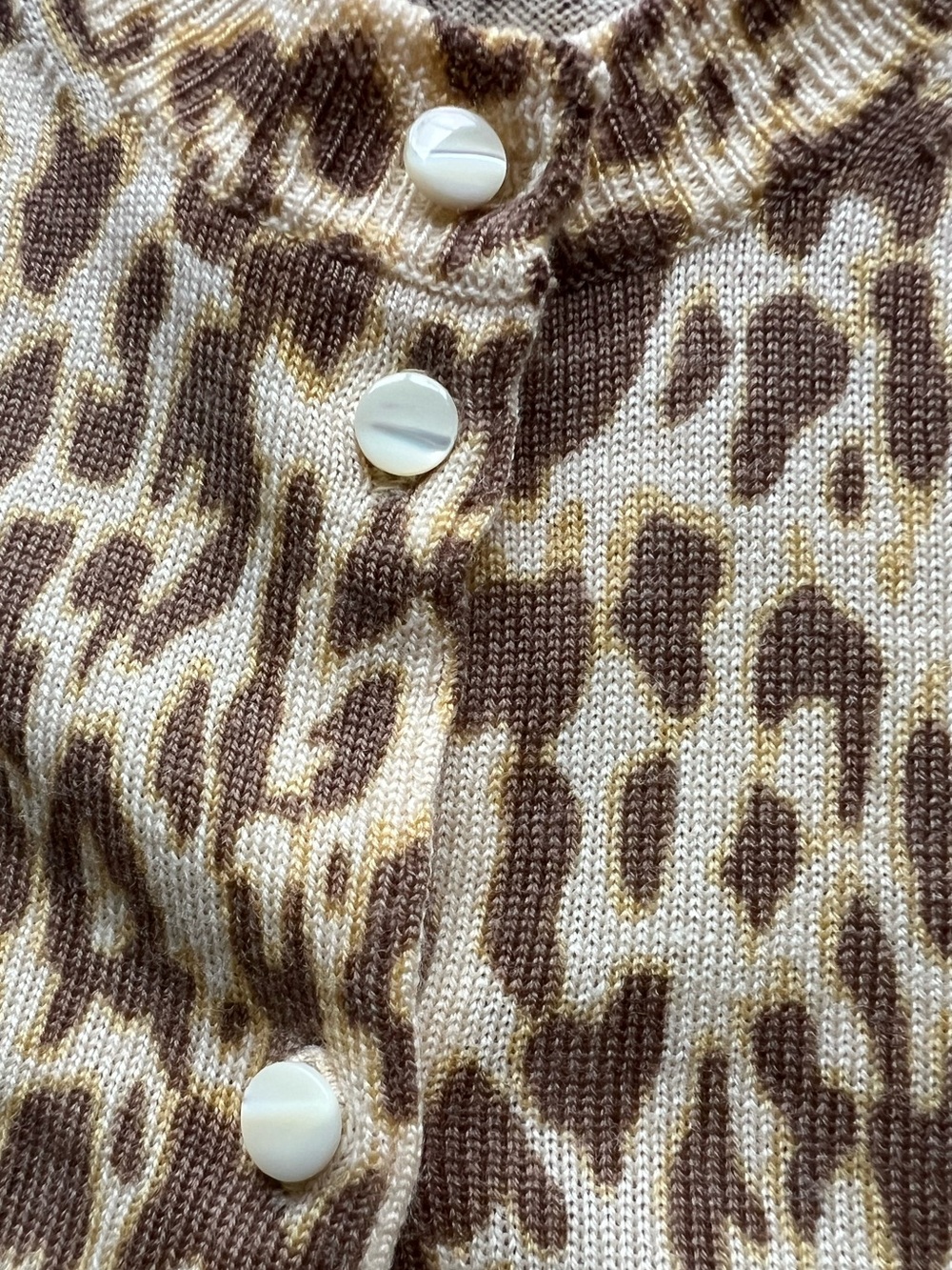Vintage J. Crew Women's Leopard Print Wool Cardigan  - M - Picture 3 of 8